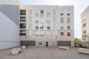 Piso en venta en Constantí, Constantí photo 0