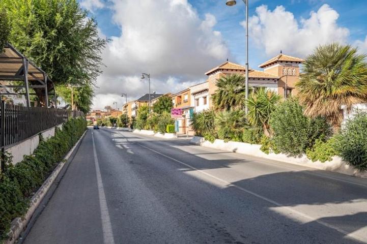 Local comercial en venta en Las Gabias, Las Gabias photo 0