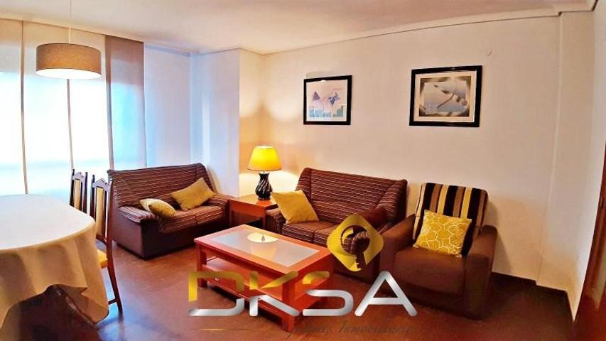 Piso en venta en Villarreal, Centro photo 0