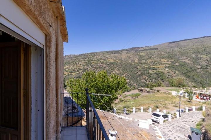 Casa en venta en Bubión, South of spain photo 0