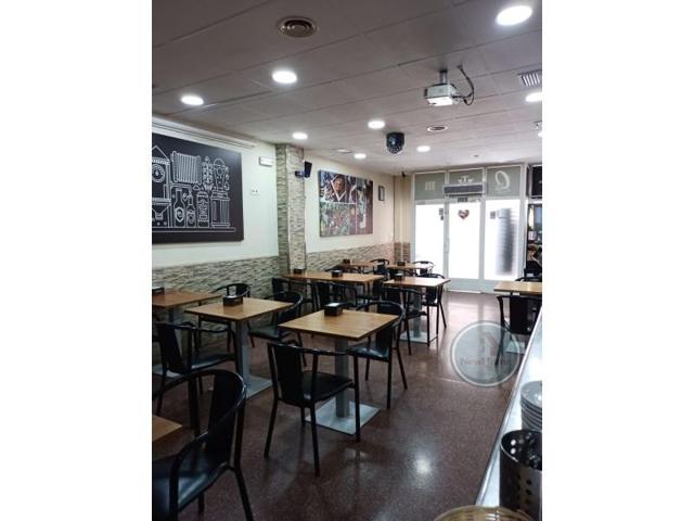 Local comercial en venta en Elche photo 0