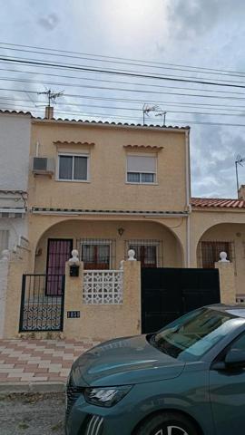 Adosada en venta en La Marina, La Marina Urbanización photo 0