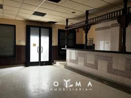 Local comercial en venta en Dos Hermanas, Centro - Doña Mercedes photo 0