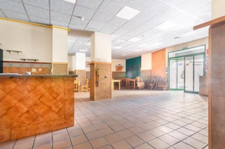 Local comercial en venta en Langreo, La Felguera photo 0