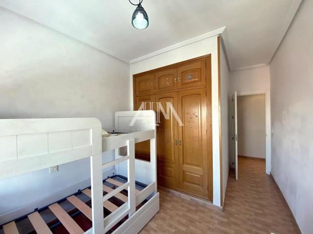 Piso en venta en Manzanares, Centro photo 0