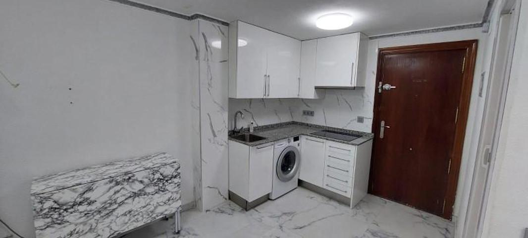 Apartamento en venta en Benidorm, Levante photo 0