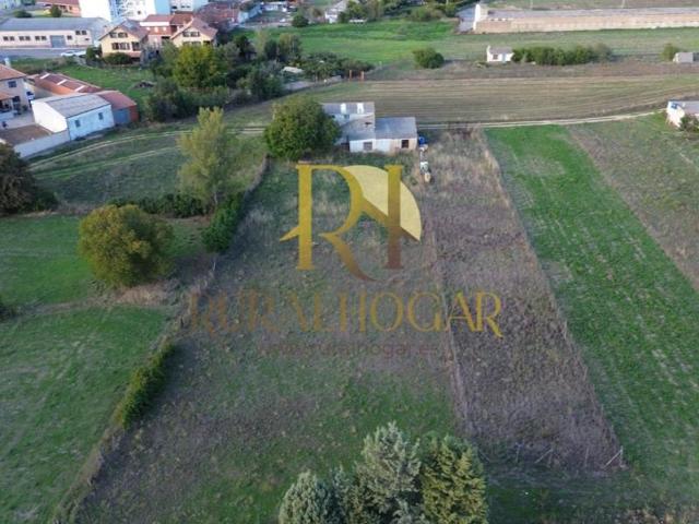 Terreno en venta en Villaquilambre photo 0