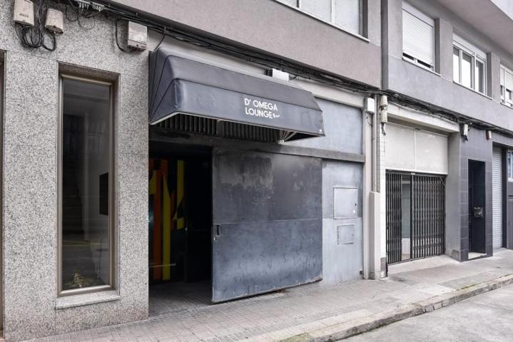 Local comercial en venta en A Coruña, Monte Alto photo 0