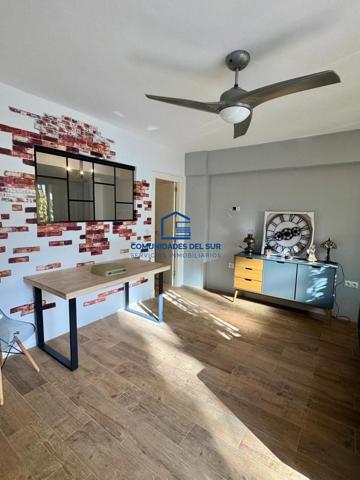 Local comercial en venta en Cádiz, Segunda Aguada photo 0