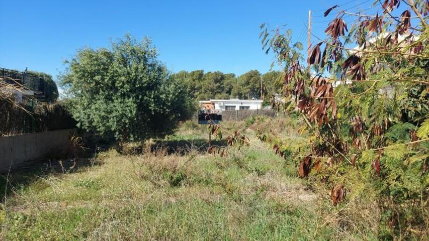 Terreno en venta en Segur de Calafell, Centro photo 0