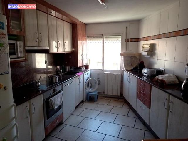 Piso en venta en Tarazona, Barrio de la almehora photo 0