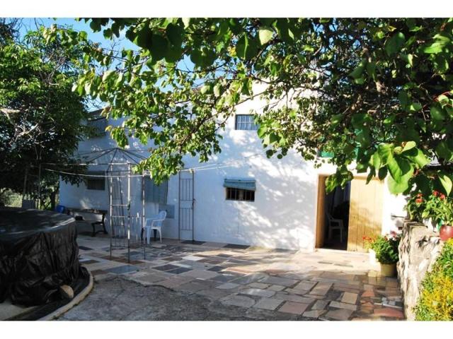 Casa con terreno en venta en Loja, Loja photo 0