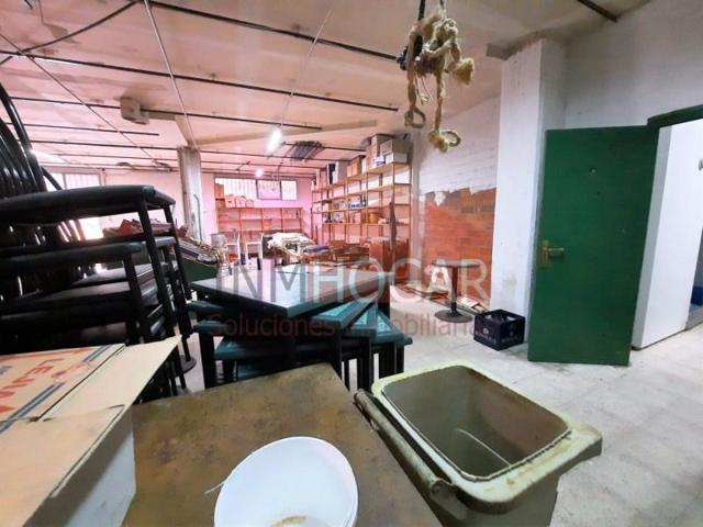 Local comercial en venta en Ávila, Sur photo 0