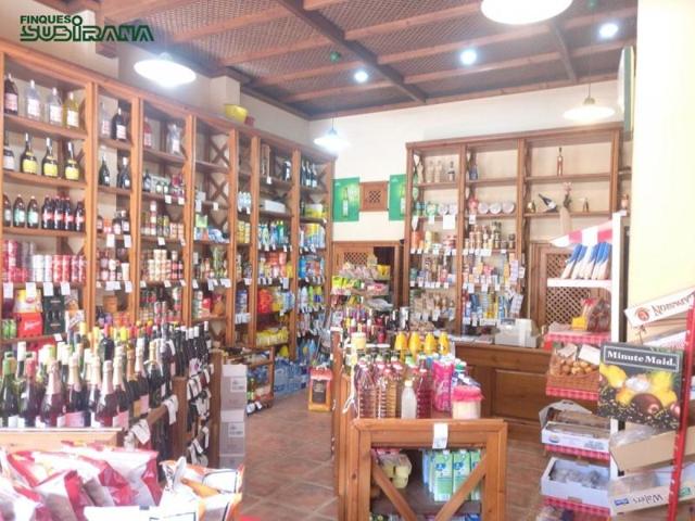 Local comercial en venta en Vilanova del Camí, Centre photo 0