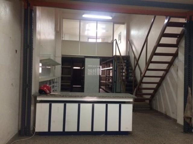 Local comercial en venta en Vigo, Povisa photo 0