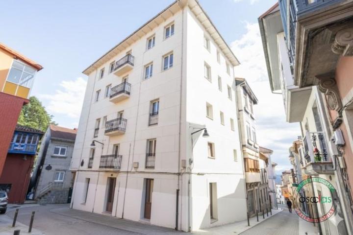 Edificio en venta en Tineo, Tineo photo 0