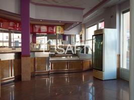 Local comercial en venta en Moncada photo 0