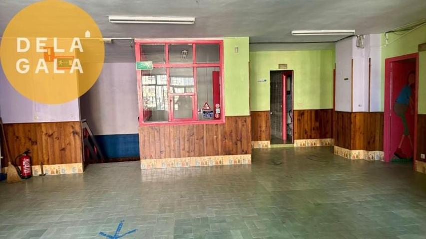 Local comercial en venta en Portugalete, Azeta photo 0