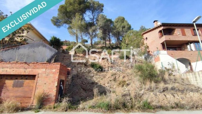 Terreno en venta en Molins de Rei photo 0
