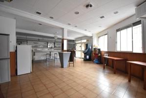 Local comercial en venta en Terrassa, Centre photo 0