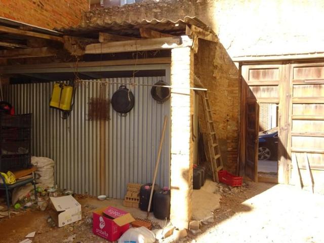 Local comercial en venta en Villarreal, Vila-real photo 0