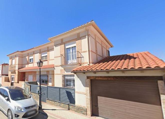 Chalet en venta en Quintanar de la Orden, Calle Pablo Mota, 45800 photo 0