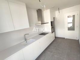 Piso en venta en Ontinyent, Llombo photo 0