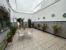 Casa en venta en Aguilar de la Frontera, Centro photo 0