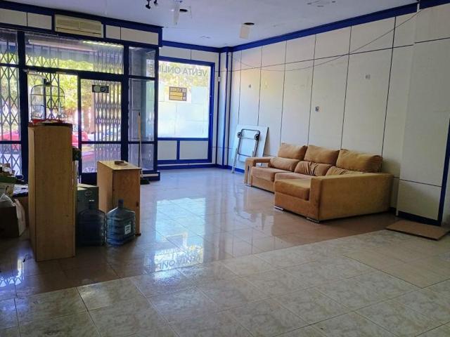 Local comercial en venta en Torrevieja, El Acequión photo 0