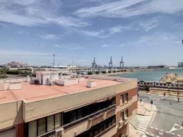 Piso en venta en Alicante, San Gabriel photo 0