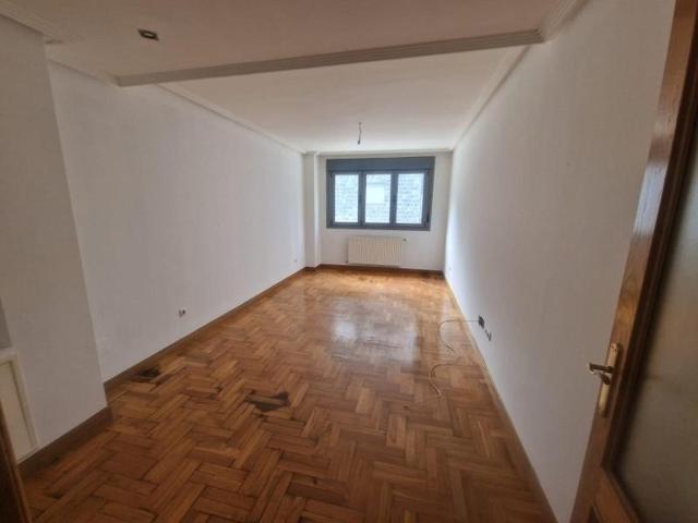 Piso en venta en Langreo, La felguera photo 0