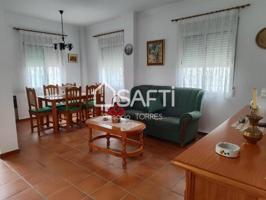 Casa en venta en Fuente Palmera photo 0