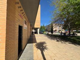 Local comercial en venta en Haro photo 0