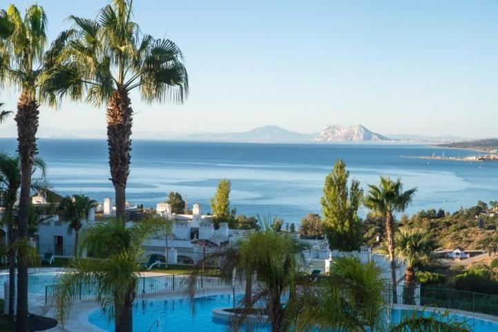 Apartamento en venta en Manilva, Manilva photo 0