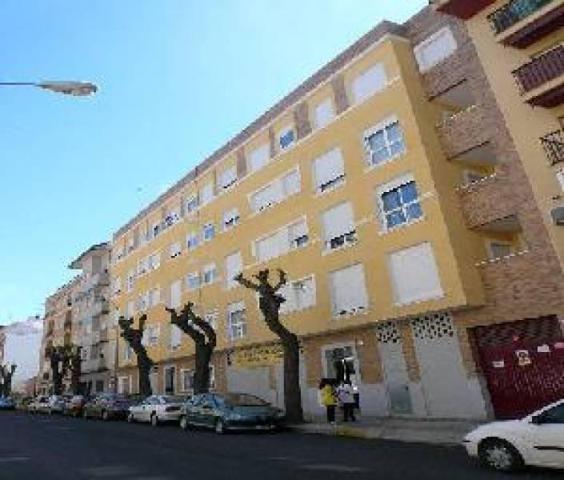 Local comercial en venta en Badajoz, Estación photo 0