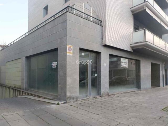 Local comercial en venta en Lleida photo 0