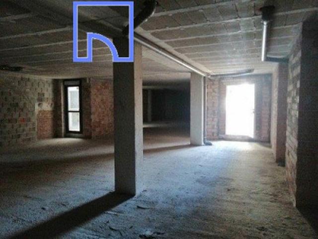 Local comercial en venta en Beriáin, CENTRO photo 0