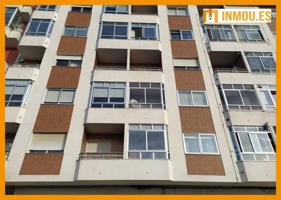 Piso en venta en Ourense, O Vinteun photo 0