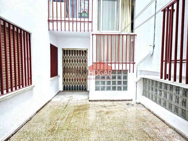 Planta baja en venta en Ávila, Sur photo 0
