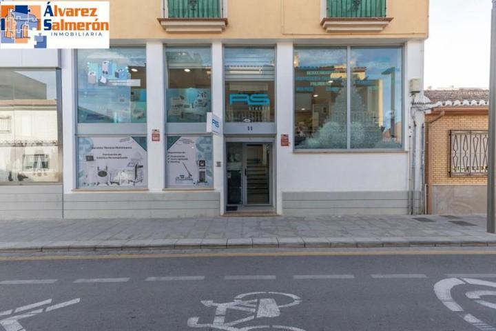 Local comercial en venta en Cúllar Vega, Centro-Iglesia photo 0