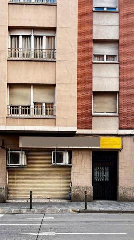 Local comercial en venta en Manresa, Passeig de Pere III photo 0