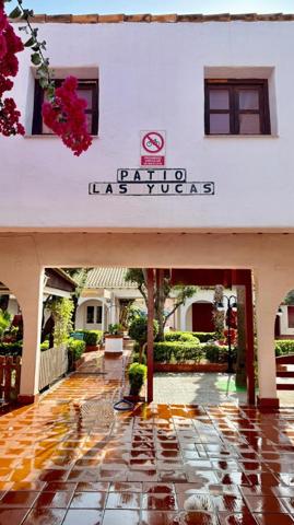 Local comercial en venta en La Manga del Mar Menor, Zona Galúa-Calnegre photo 0