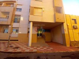 Apartamento en venta en Roquetas de Mar, Las Marinas photo 0