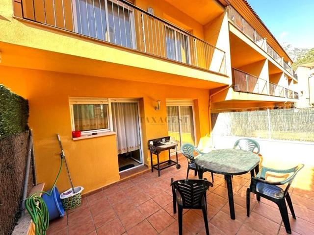 Chalet en venta en Alfara de Carles photo 0