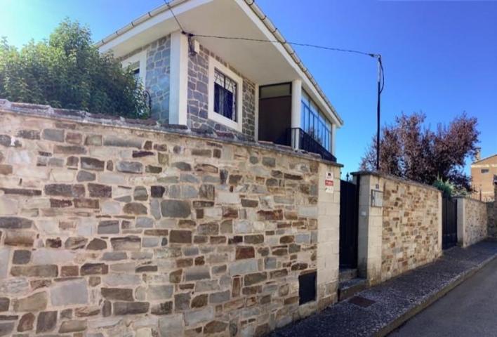 Casa en venta en Valderrey photo 0