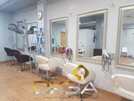 Local comercial en venta en Villarreal, Plaza corona de aragón photo 0