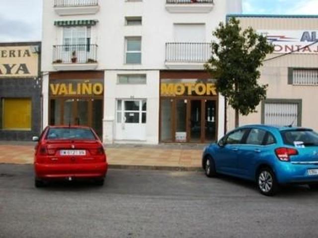 Local comercial en venta en Puebla de la Calzada, Centro photo 0