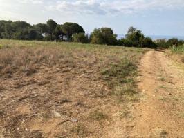 Terreno en venta en Pineda de Mar, Urbanización montesol photo 0