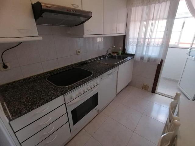 Apartamento en venta en A Coruña, Peruleiro-R. Outeiro-S. Pedro de Visma photo 0