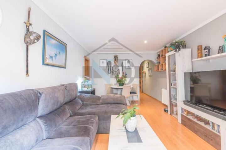 Piso en venta en Mataró, Rocafonda photo 0